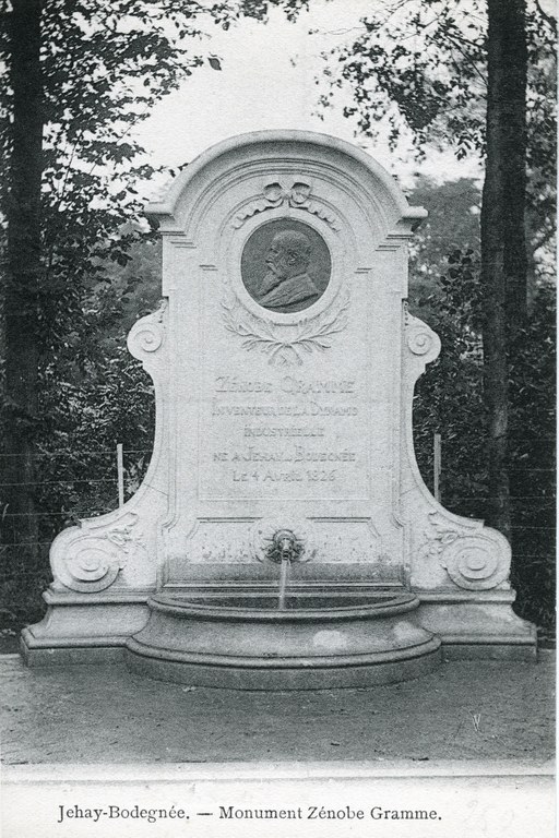 Monument Zénobe Gramme