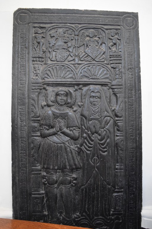 Dalle de Gérard le Périlleux et Christine de Moge