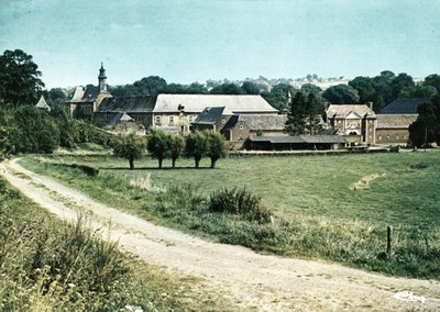 Photos et cartes postales anciennes