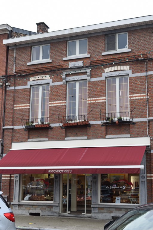 Ancien devanture de commerce