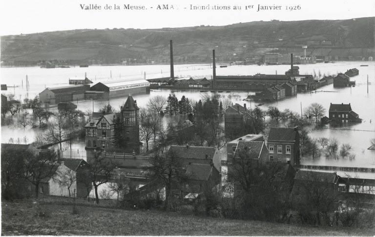Vue sur Amay lors des inondations de 1926