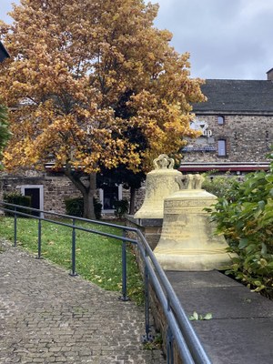 Les cloches de l'église d'Ombret